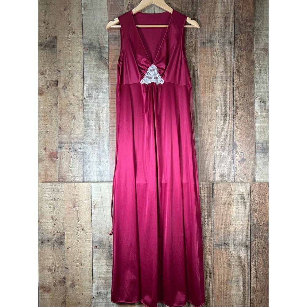 Vintage 1970s Vanity Fair Nightgown 36 Burgundy Nylon Lace Empire Maxi Lingerie